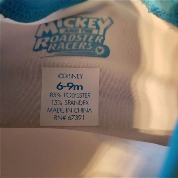 Mickey Mouse surfer rash guard $3 add on - Picture 4 of 4